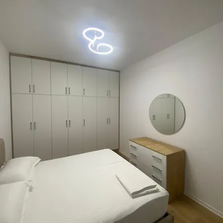 St Apartment Tirana