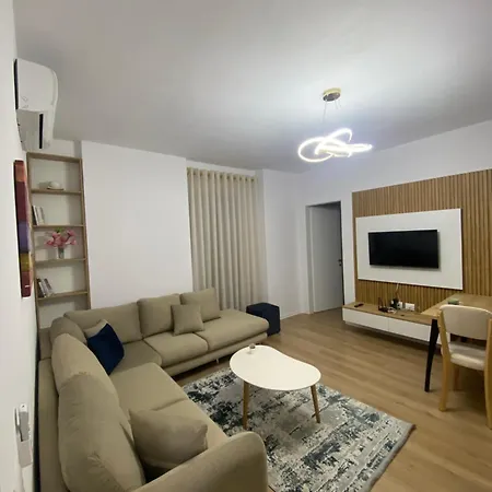 Apartment St *